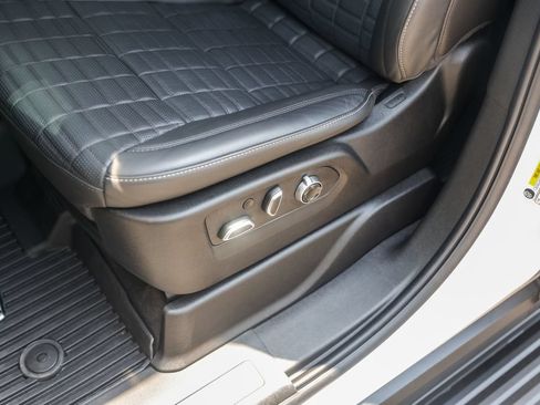 Used 2025 Cadillac Escalade V w/ LPO, ONYX Package AWD/4WD image 8
