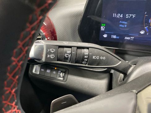 Used 2025 Chevrolet Equinox RS w/ Safety and Technology Package AWD/4WD image 27