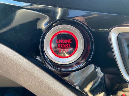 Used 2017 Honda Ridgeline RTL-E image 37