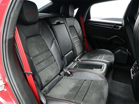 Used 2023 Porsche Cayenne GTS w/ Assistance Package image 17