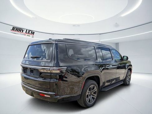 New 2026 Jeep Grand Wagoneer L 2WD image 3