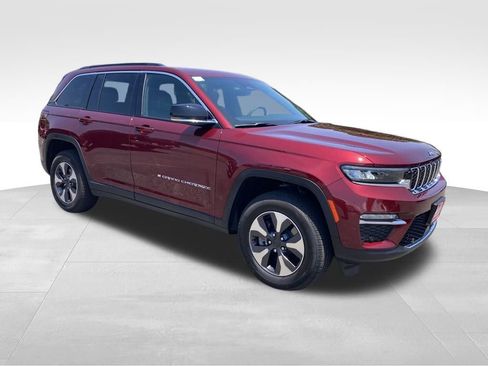 New 2024 Jeep Grand Cherokee Limited 4xe w/ Luxury Tech Group II image 8