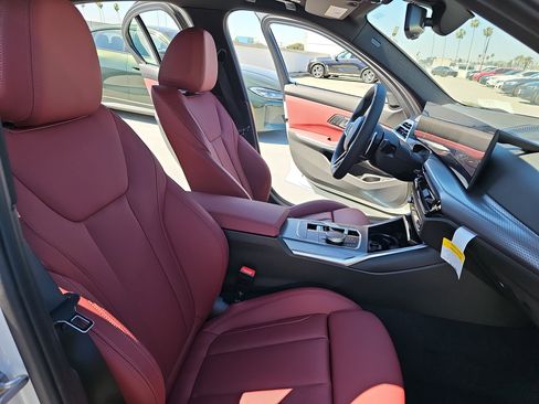 New 2026 BMW 330i Sedan w/ M Sport Package image 10