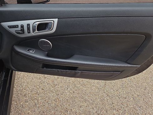 Used 2014 Mercedes-Benz SLK 250 image 14
