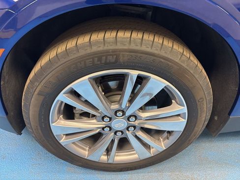 Used 2025 Cadillac XT5 Premium Luxury image 18