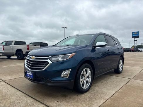 Used 2020 Chevrolet Equinox Premier AWD/4WD image 4