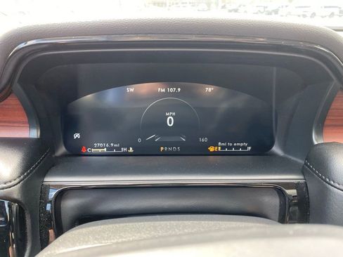 Used 2023 Lincoln Nautilus Reserve image 19