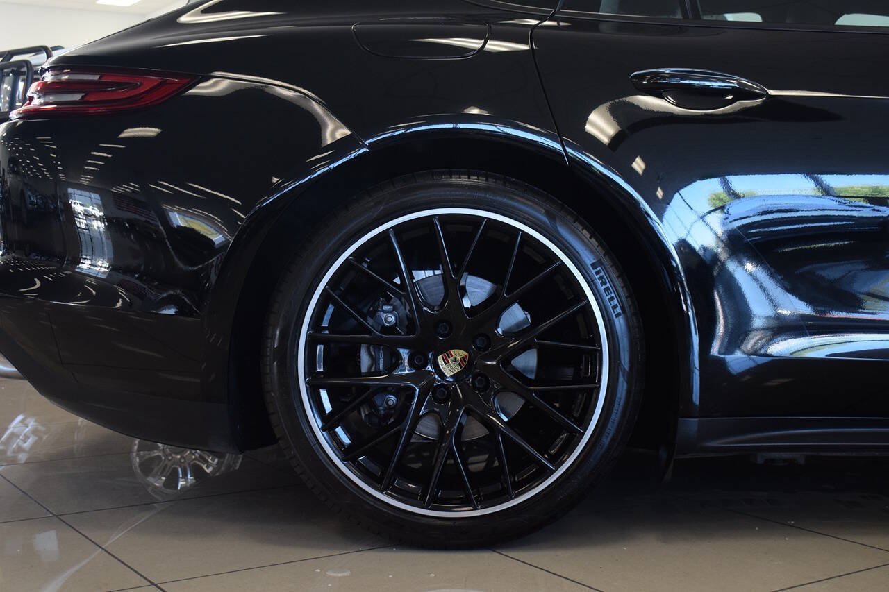 Used 2018 Porsche Panamera 4 AWD/4WD image 44