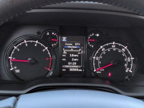 Used 2023 Toyota 4Runner SR5 AWD/4WD image 25