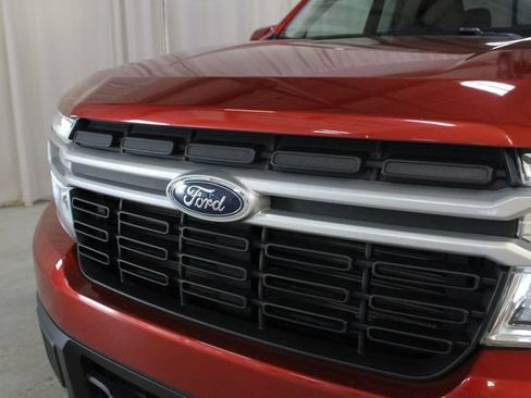 Used 2023 Ford Maverick Lariat w/ Lariat Luxury Package FWD image 32