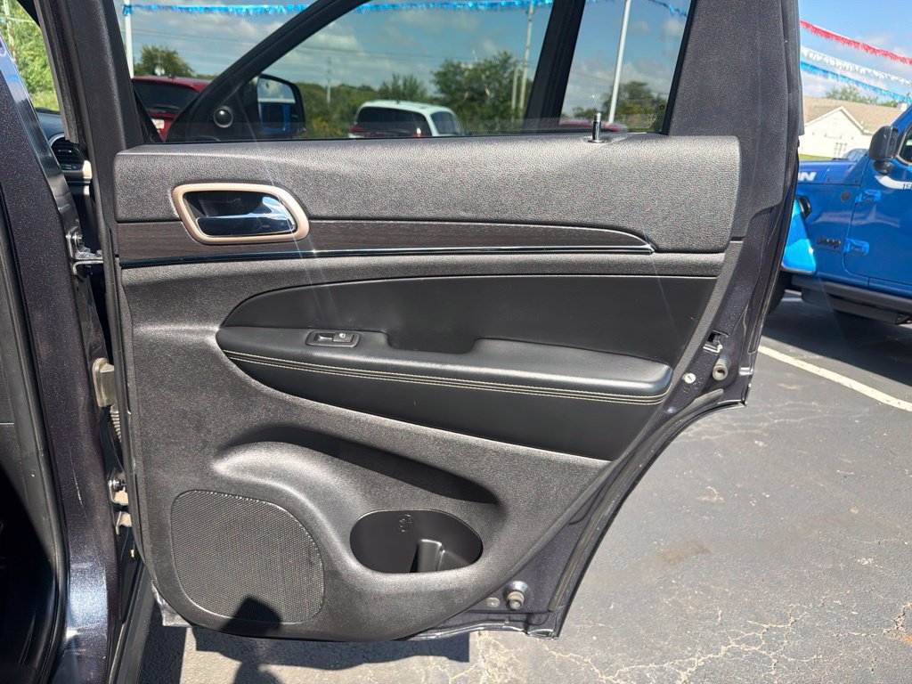 Used 2015 Jeep Grand Cherokee Limited AWD/4WD image 46