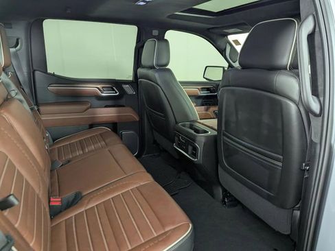 Used 2025 GMC Sierra 1500 Denali Ultimate image 23