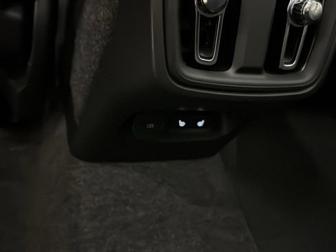 New 2026 Volvo XC40 B5 Plus w/ Protection Package Premier image 26