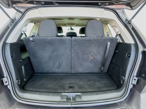 Used 2019 Dodge Journey SE image 16