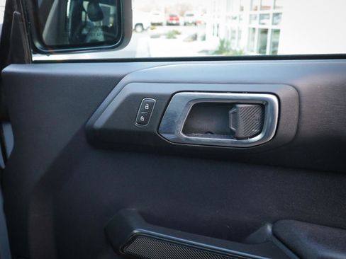 Used 2024 Ford Bronco Badlands image 25