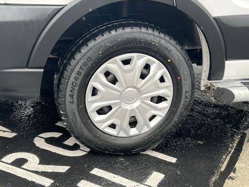 Used 2024 Ford Transit 250 Low Roof w/ Exterior Upgrade Package image 29