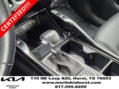 Certified 2023 Kia Sorento SX image 9