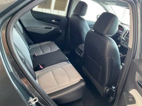 Used 2019 Chevrolet Equinox Premier FWD image 21