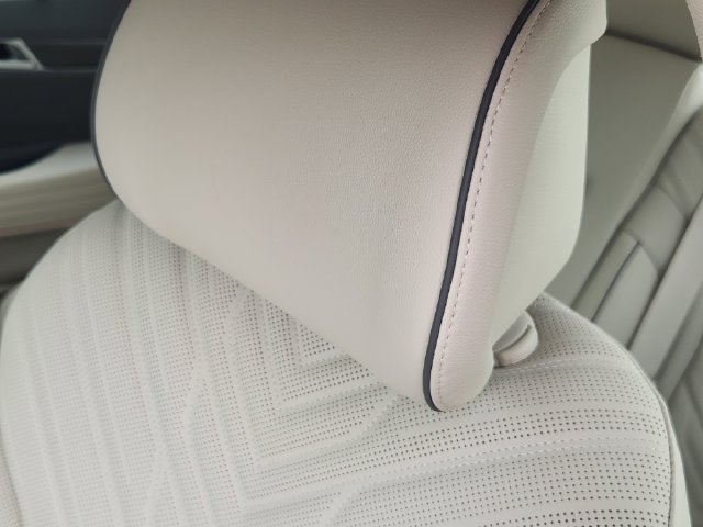 Used 2026 Genesis G80 2.5T Sport Prestige AWD/4WD image 11