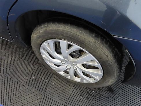 Used 2019 Toyota Corolla LE image 5