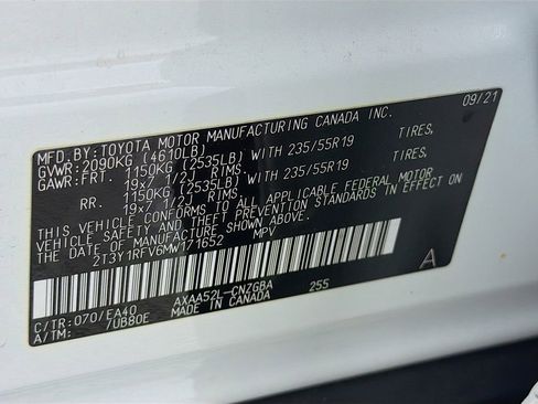 Used 2021 Toyota RAV4 Limited image 35