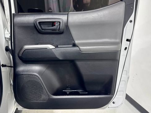 Used 2023 Toyota Tacoma SR5 image 29