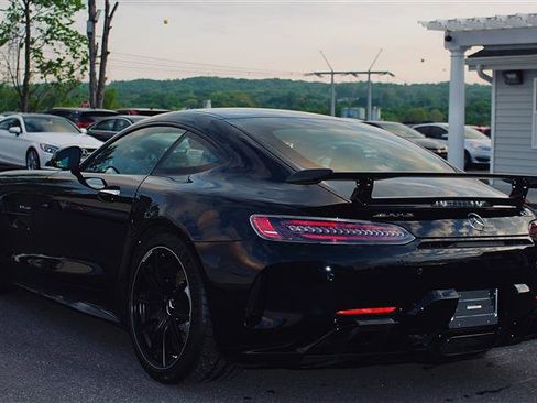 Used 2020 Mercedes-Benz AMG GT R image 4