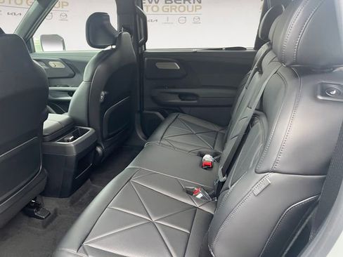 New 2027 Kia Telluride EX FWD image 13