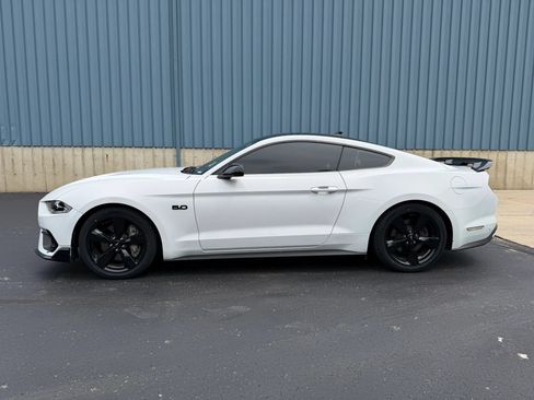Used 2021 Ford Mustang GT w/ Equipment Group 301A RWD image 8