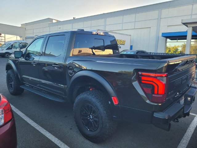 Used 2025 Ford F150 Raptor AWD/4WD image 4