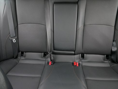 Used 2025 Toyota Camry XLE image 13