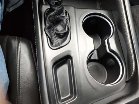 Used 2022 Dodge Durango GT image 16