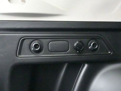 Used 2019 Subaru Forester Premium image 16