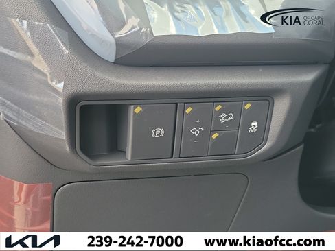 New 2027 Kia Seltos S FWD image 21