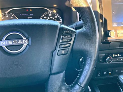 Used 2022 Nissan Frontier SV image 47