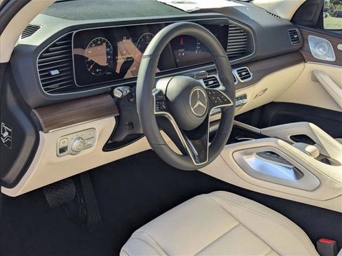 New 2026 Mercedes-Benz GLE 450 4MATIC image 3