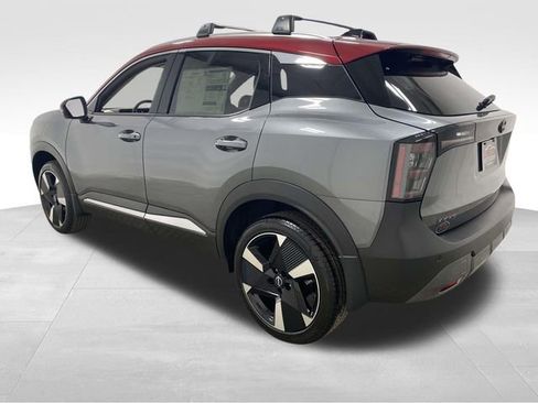 New 2026 Nissan Kicks SR w/ Cold Weather Package image 5