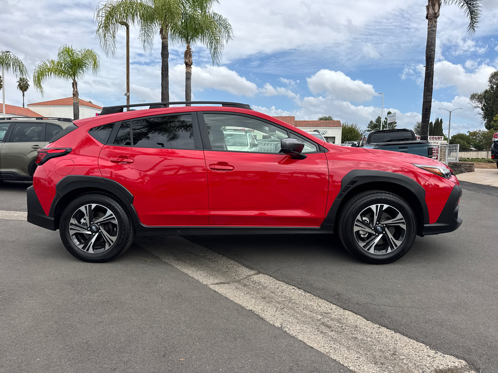 Certified 2025 Subaru Crosstrek 2.5i Premium AWD/4WD image 5