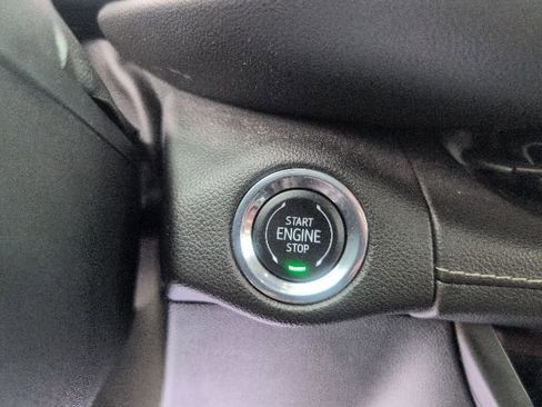 Used 2023 Buick Envision Preferred FWD image 28
