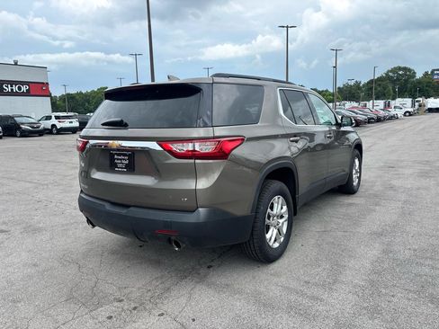 Used 2020 Chevrolet Traverse LT FWD image 3