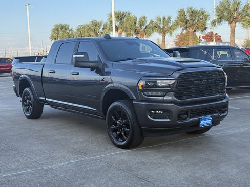 Used 2024 RAM 2500 Limited image 5