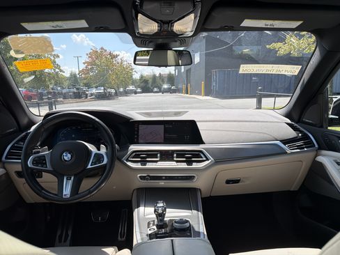 Used 2022 BMW X5 M50i w/ Executive Package AWD/4WD image 23