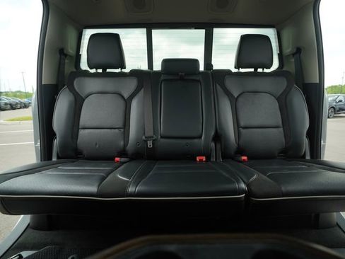 Used 2022 RAM 1500 Laramie AWD/4WD image 32