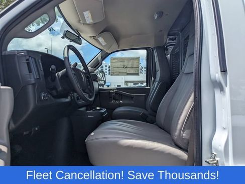 Used 2025 Chevrolet Express 2500 w/ Driver Convenience Package RWD image 6