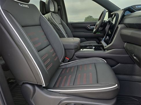 New 2026 GMC Yukon XL AT4 Ultimate w/ LPO, Floor Liner Package image 10