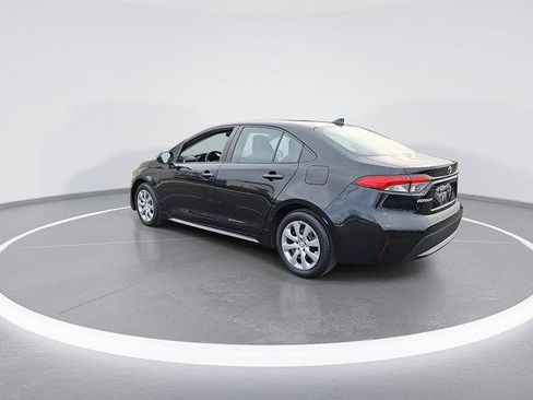 Certified 2021 Toyota Corolla LE image 8