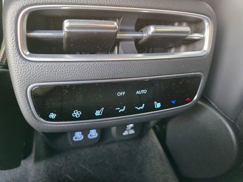 Used 2026 Genesis GV70 3.5T Sport Prestige image 33