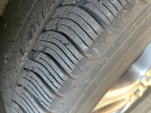 Used 2016 Porsche Cayenne AWD/4WD image 6
