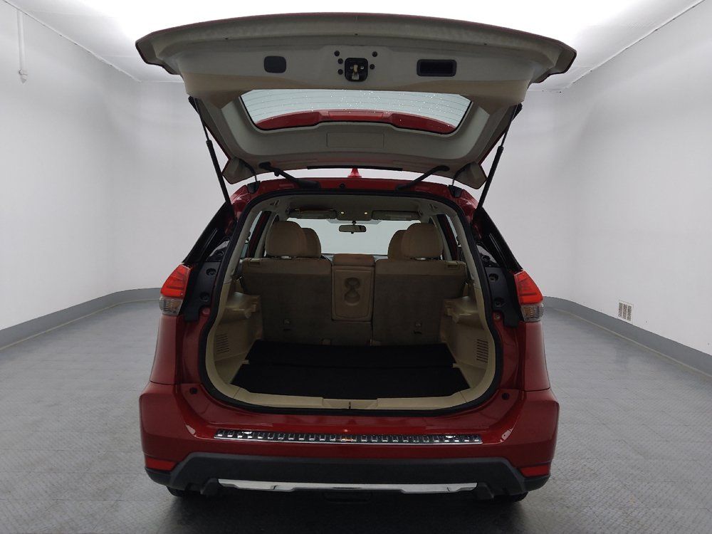 Used 2017 Nissan Rogue S FWD image 29