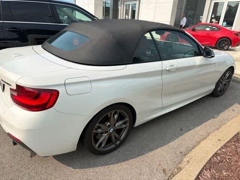 Used 2015 BMW M235i Convertible RWD image 5